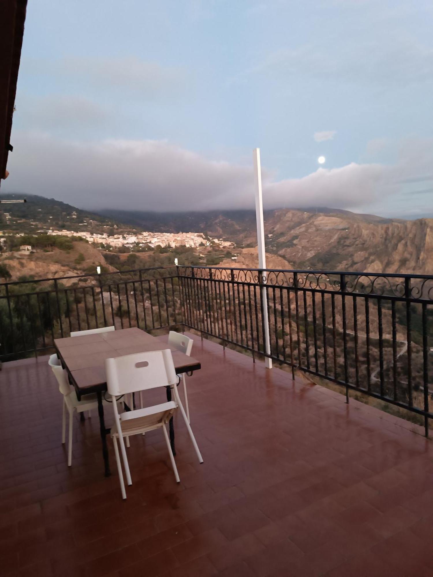 Casa Rural Chalet Venta Del Aire Cortijo Terron Lanjaron Bagian luar foto